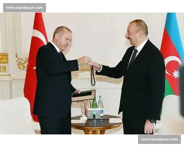 中菲关系全景解析:从经贸合作到地缘政治的多维对比与趋势分析 中菲关系全景解析:从经贸合作到地缘政治的多维对比与趋势分析